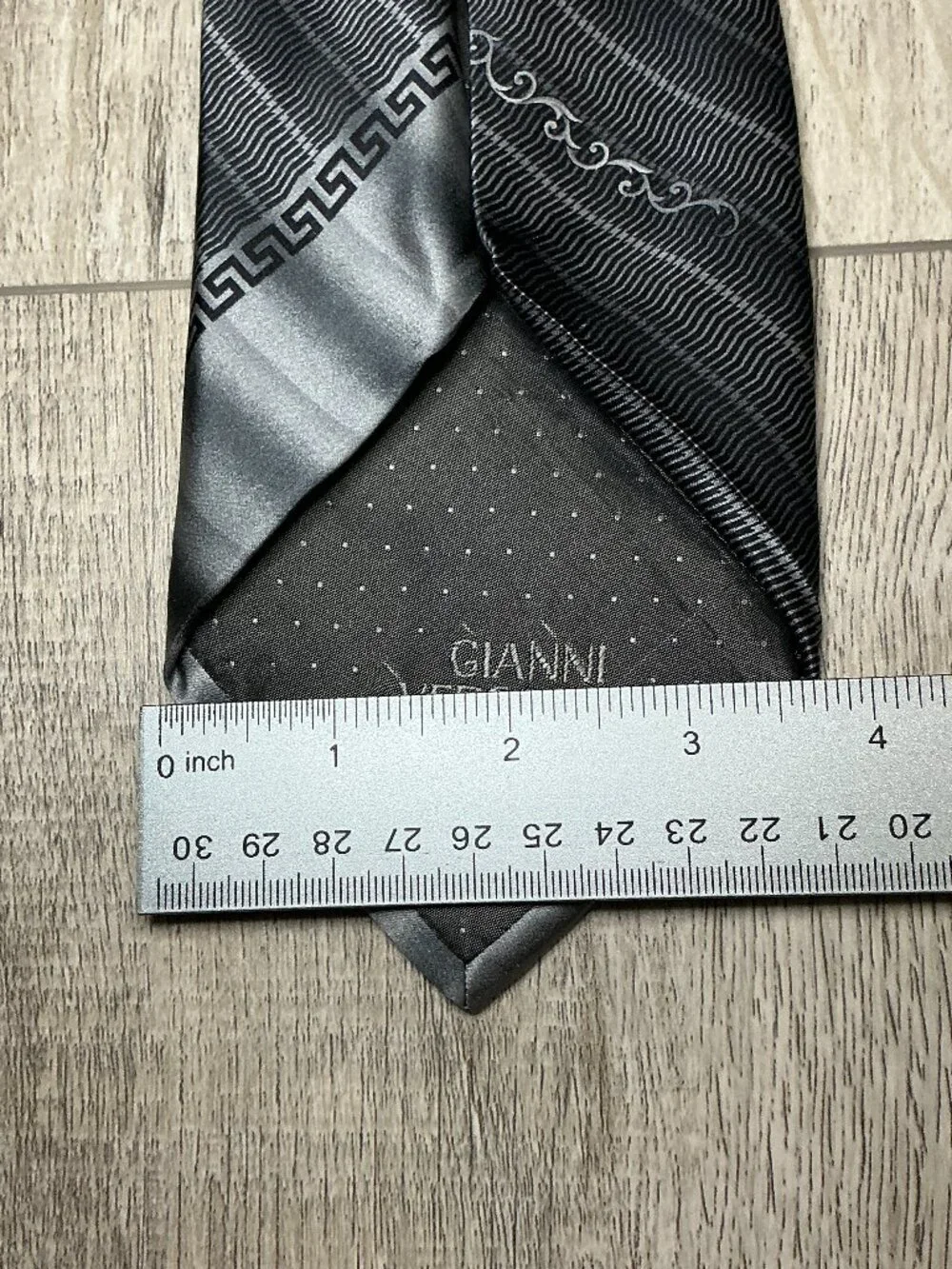 Gianni Versace Men’s Silk Tie Gray Black Patterned - Flawed